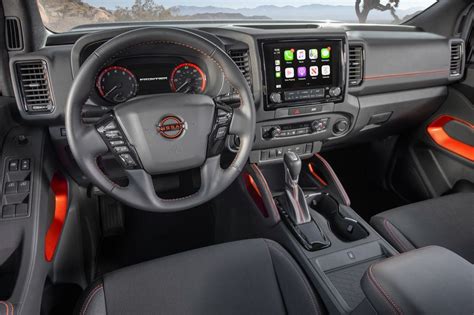 Fitur Interior 2022 Nissan Frontier